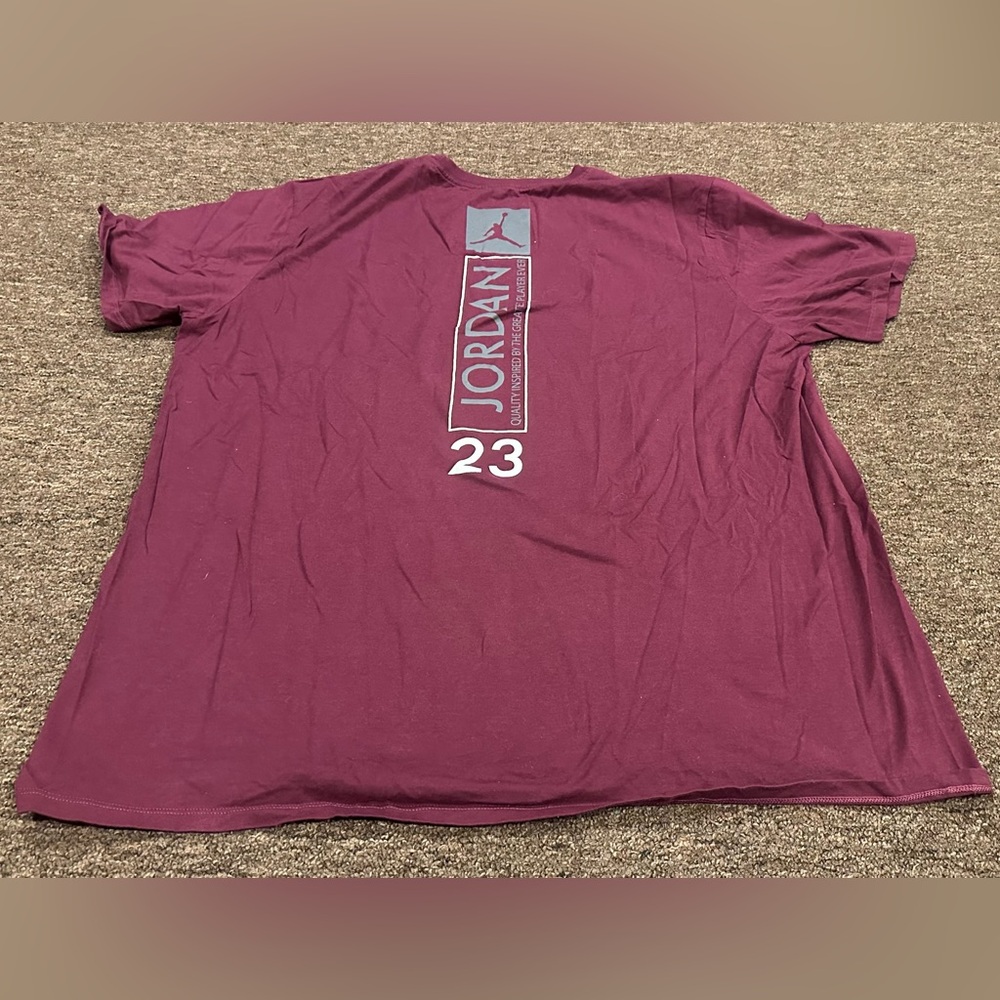 EUC Mens XXL Jordan Two 3 Maroon T-Shirt - Picture 2 of 3
